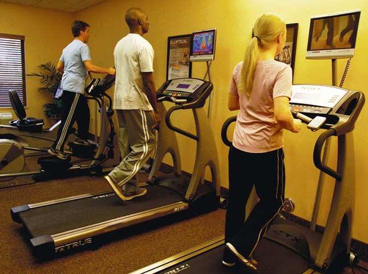 Hampton Inn & Suites Red Deer Penhold Удобства фото